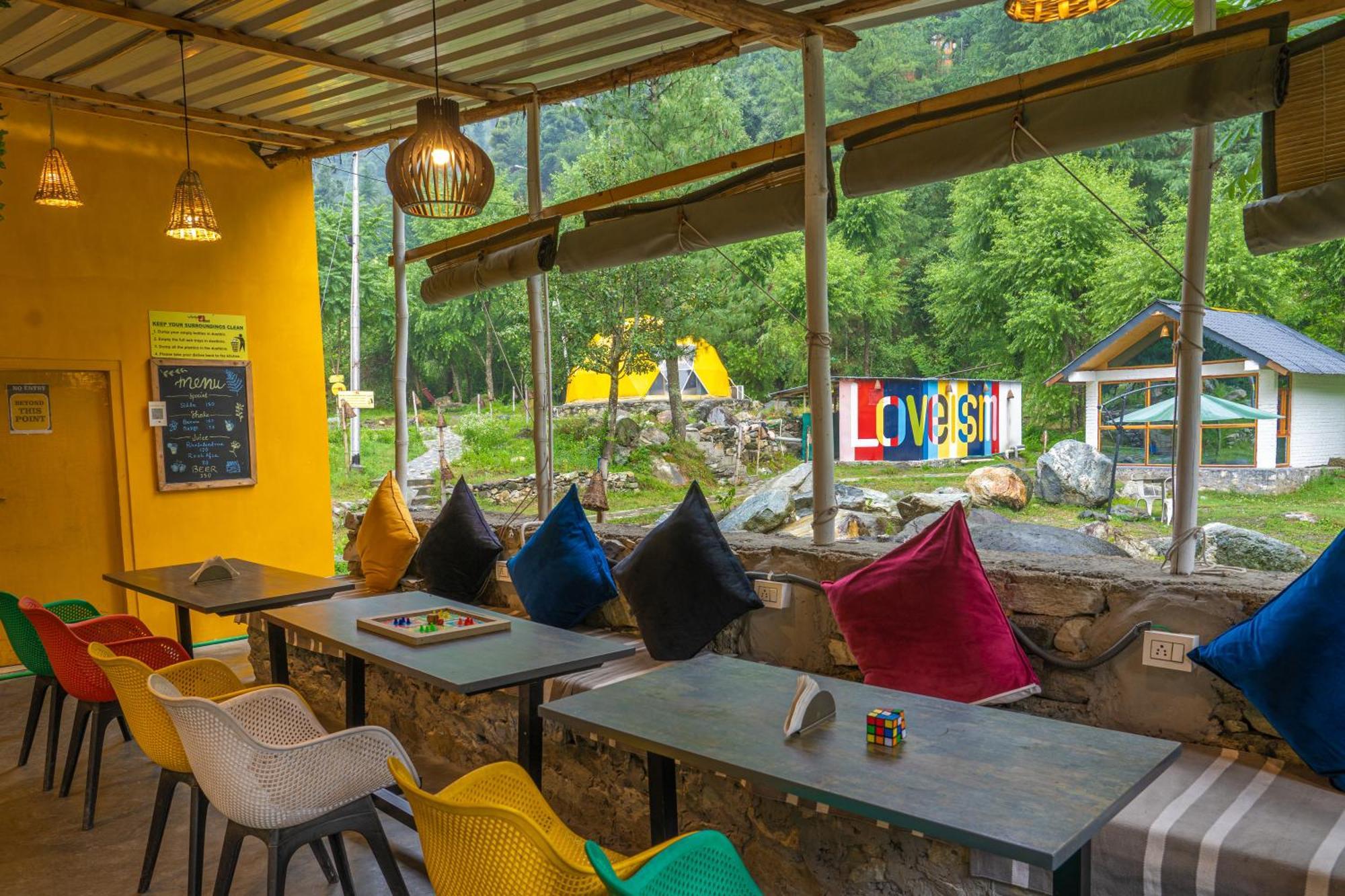 Whoopers Boutique Resort Jibhi Exterior foto
